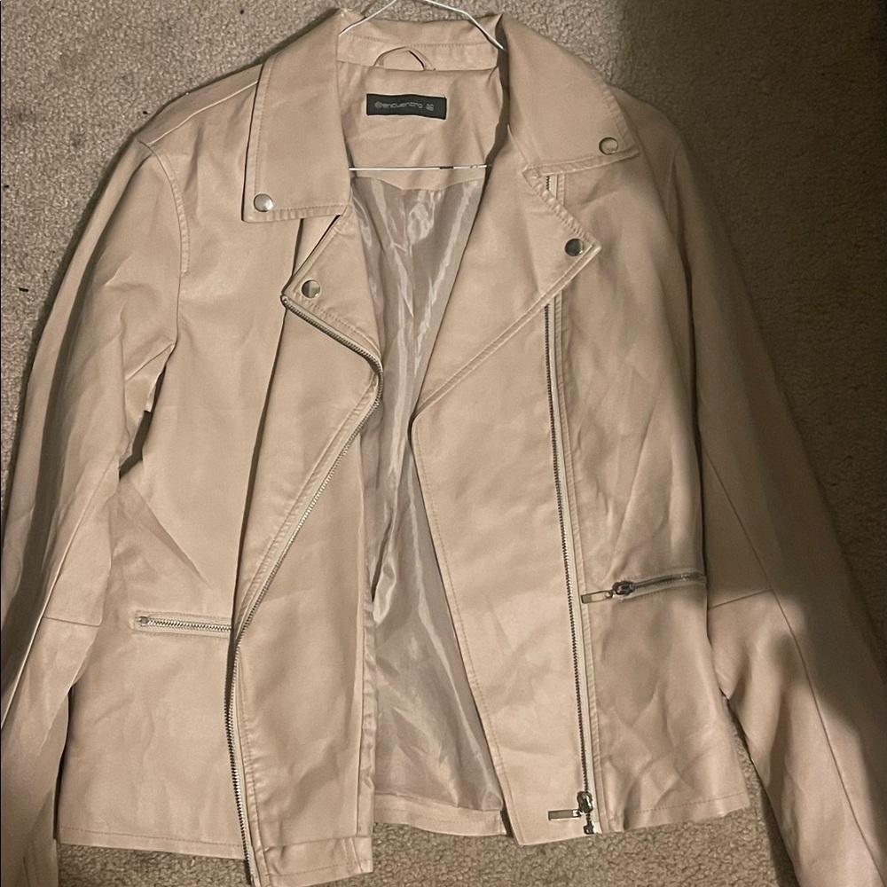 Nude blazer